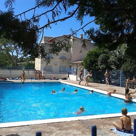 Ymca Villeneuve Les Avignon Hotel Exterior foto